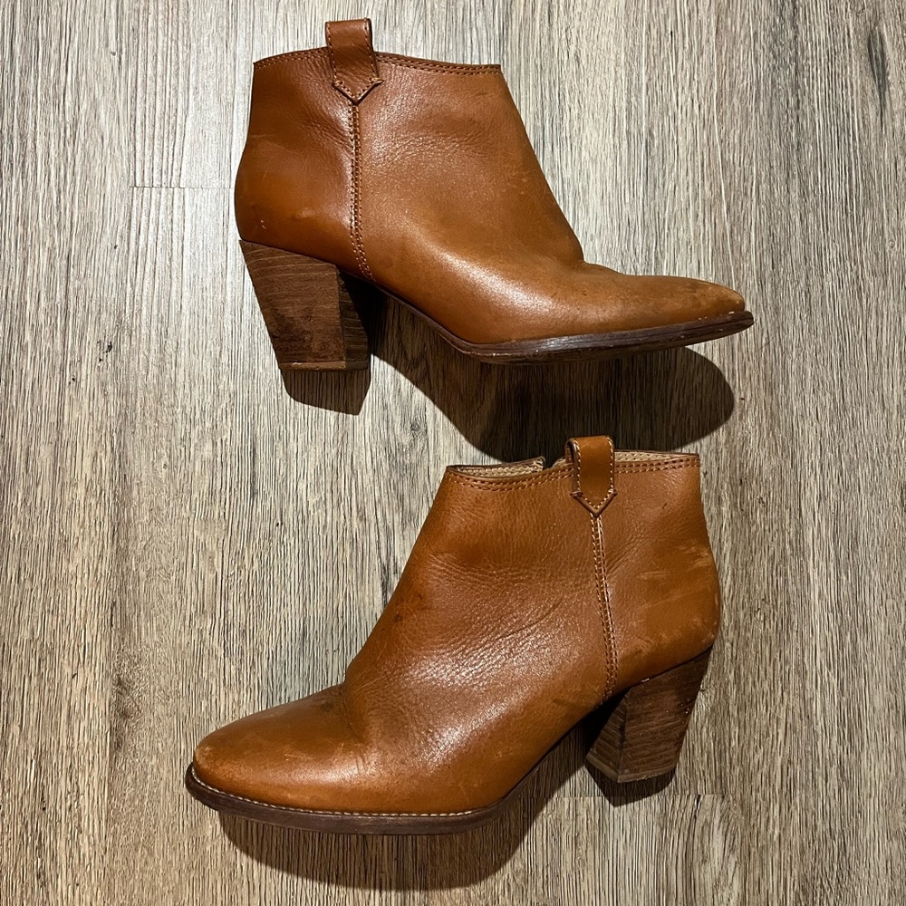 Madewell brown leather ankle boot